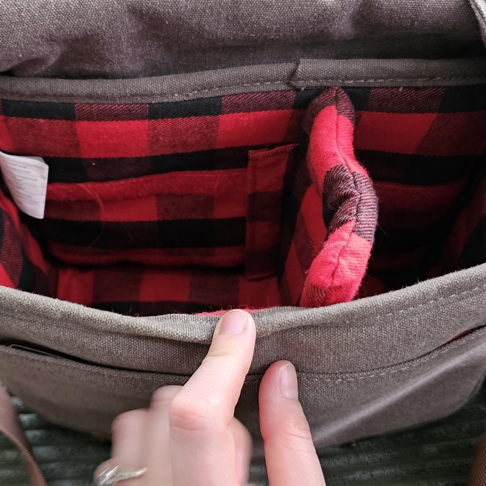 Roots Camera Bag - Picture 4 of 8
